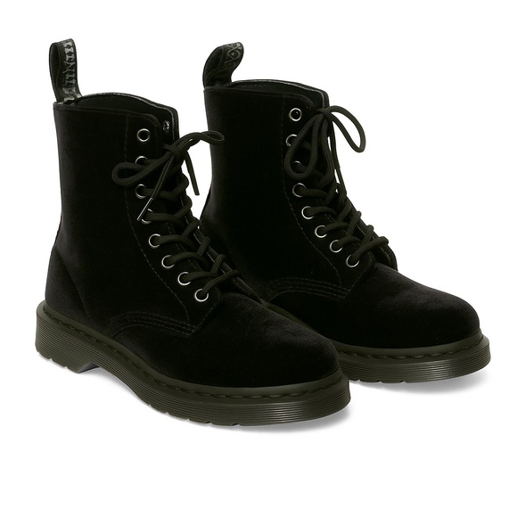 Dr. Marten’s Page Black Velvet Combat Boots Size 5 - Picture 1 of 6